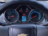 Chevrolet Cruze 2012 года за 2 800 000 тг. в Сатпаев – фото 4