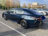 Toyota Camry 2022 года за 15 000 000 тг. в Шымкент