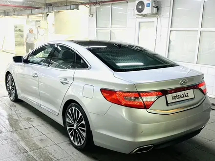 Hyundai Grandeur 2016 года за 9 100 000 тг. в Алматы – фото 30