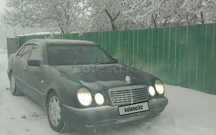 Mercedes-Benz E 230 1996 года за 2 000 000 тг. в Кокшетау