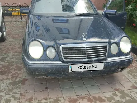 Mercedes-Benz E 230 1996 года за 2 000 000 тг. в Кокшетау – фото 7