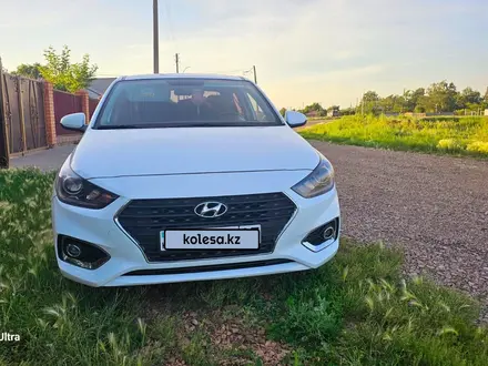 Hyundai Accent 2018 года за 6 500 000 тг. в Кокшетау – фото 2