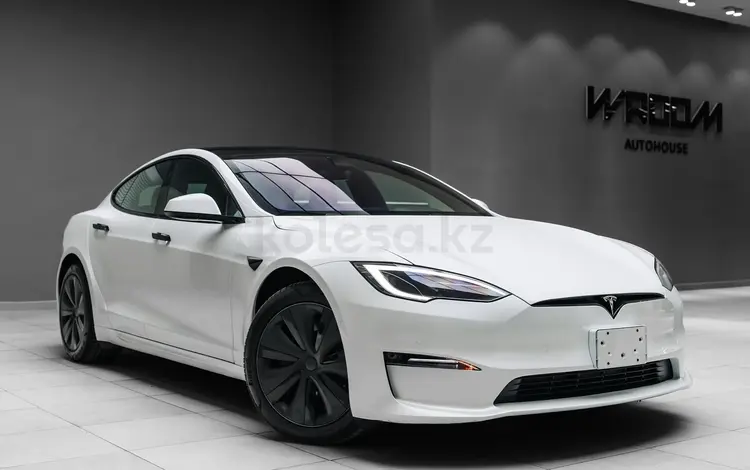 Tesla Model S 2022 года за 43 000 000 тг. в Астана