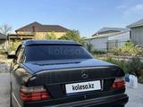 Mercedes-Benz E 220 1997 годаүшін1 300 000 тг. в Тараз – фото 2