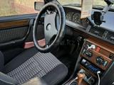 Mercedes-Benz E 220 1997 годаүшін1 300 000 тг. в Тараз – фото 3