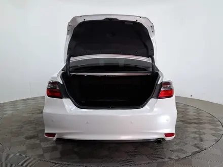 Toyota Camry 2018 года за 12 350 000 тг. в Астана – фото 9