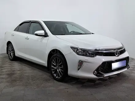 Toyota Camry 2018 года за 12 350 000 тг. в Астана – фото 3