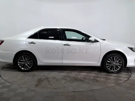 Toyota Camry 2018 года за 12 350 000 тг. в Астана – фото 4