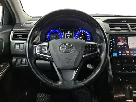 Toyota Camry 2018 года за 12 350 000 тг. в Астана – фото 17
