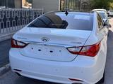 Hyundai Sonata 2011 года за 3 800 000 тг. в Шымкент – фото 5