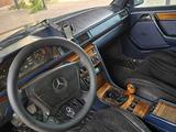 Mercedes-Benz E 220 1994 годаfor1 600 000 тг. в Туркестан – фото 5