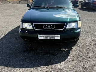 Audi 100