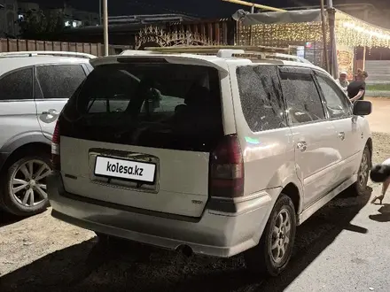 Mitsubishi Chariot 1999 года за 1 600 000 тг. в Алматы – фото 2