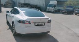 Tesla Model S 2016 годаүшін14 600 000 тг. в Алматы – фото 4