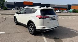 Toyota RAV4 2016 годаүшін10 300 000 тг. в Алматы – фото 3
