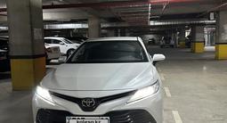 Toyota Camry 2019 года за 14 000 000 тг. в Алматы – фото 4