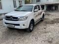 Toyota Hilux 2010 года за 8 400 000 тг. в Шымкент