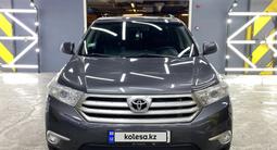 Toyota Highlander 2013 года за 9 100 000 тг. в Алматы – фото 3