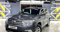 Toyota Highlander 2013 года за 9 100 000 тг. в Алматы – фото 2