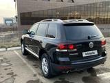 Volkswagen Touareg 2007 года за 7 200 000 тг. в Караганда