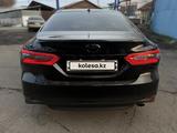 Toyota Camry 2018 годаүшін13 900 000 тг. в Алматы – фото 3