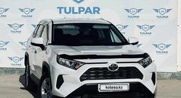 Toyota RAV4 2021 года за 15 700 000 тг. в Актау