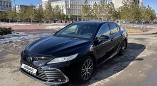 Toyota Camry 2021 года за 14 500 000 тг. в Астана