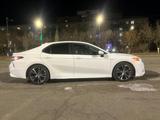 Toyota Camry 2019 годаүшін11 000 000 тг. в Атырау – фото 3