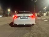 Toyota Camry 2019 годаүшін11 000 000 тг. в Атырау – фото 4