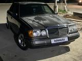 Mercedes-Benz E 230 1992 года за 1 650 000 тг. в Алматы