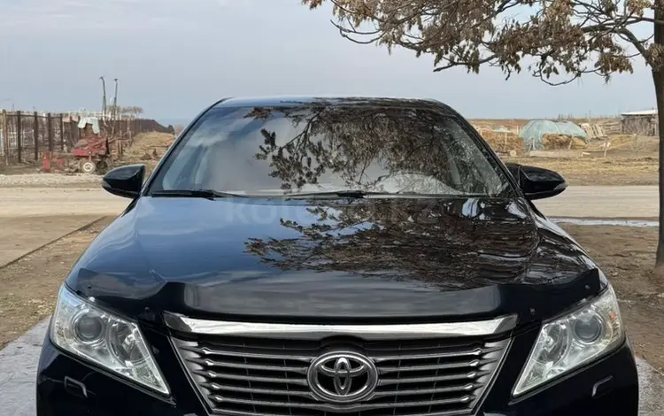 Toyota Camry 2014 года за 11 800 000 тг. в Жетысай