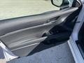 Toyota Camry 2019 года за 11 000 000 тг. в Атырау – фото 20