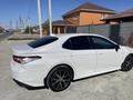 Toyota Camry 2019 года за 11 000 000 тг. в Атырау – фото 4
