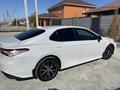Toyota Camry 2019 года за 11 000 000 тг. в Атырау – фото 5