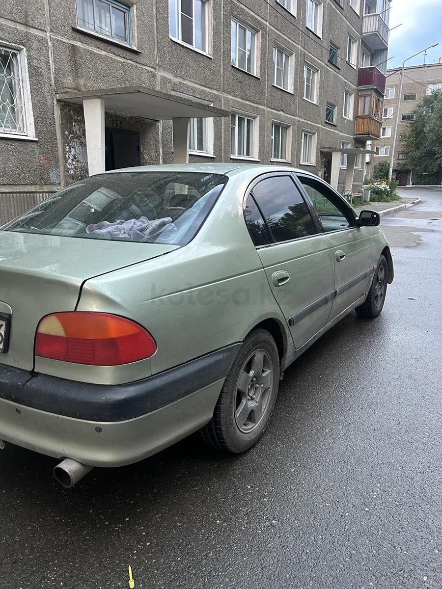 Toyota Avensis 1998 г.