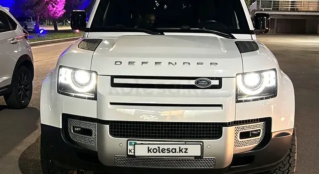 Land Rover Defender, 2022