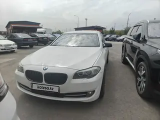 BMW 528