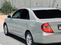 Toyota Camry 2004 года за 4 100 000 тг. в Жанаозен – фото 5