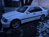 Mercedes-Benz C 180 1997 года за 1 300 000 тг. в Алматы – фото 2