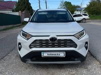 Toyota RAV4 2020 года за 16 000 000 тг. в Алматы