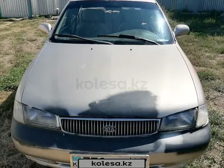 Kia Clarus 1999 года за 950 000 тг. в Уральск