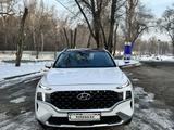 Hyundai Santa Fe 2023 года за 22 600 000 тг. в Алматы