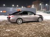 Toyota Camry 2015 годаfor10 000 000 тг. в Астана – фото 3