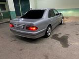 Mercedes-Benz E 240 1999 года за 5 800 000 тг. в Шымкент – фото 3