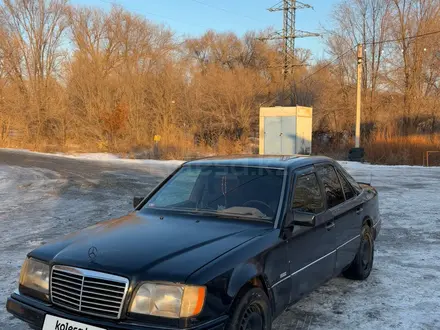 Mercedes-Benz E 220 1994 года за 1 400 000 тг. в Жаркент – фото 4