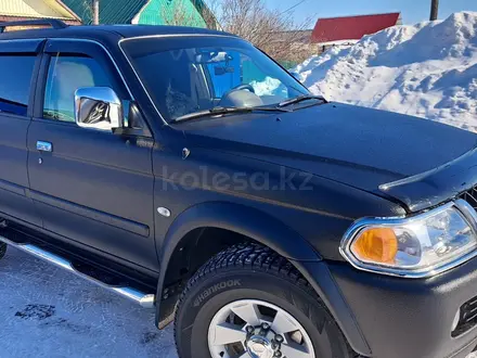 Mitsubishi Pajero Sport 2005 года за 7 800 000 тг. в Уральск – фото 2