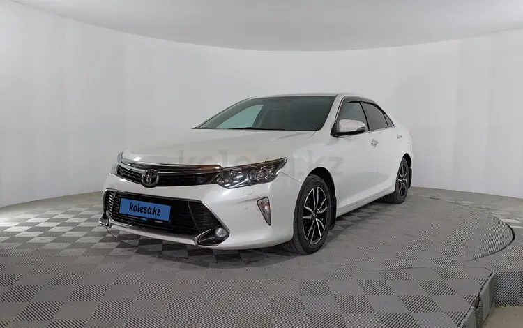 Toyota Camry 2017 года за 12 330 000 тг. в Актау