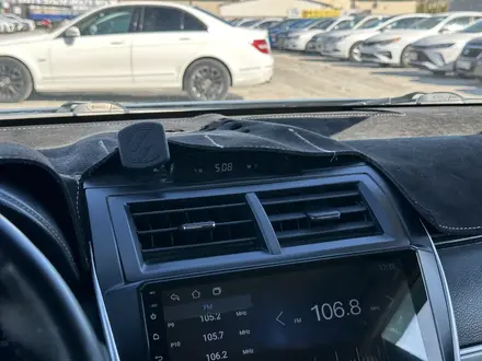 Toyota Camry 2013 года за 7 250 000 тг. в Атырау – фото 23
