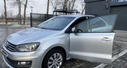 Volkswagen Polo 2017 года за 6 600 000 тг. в Тараз – фото 2