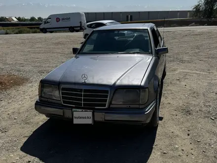 Mercedes-Benz E 280 1993 года за 1 500 000 тг. в Алматы